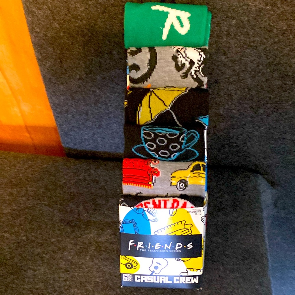 FRIENDS SOCKS